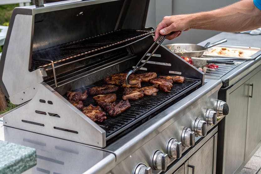 הרכבת גריל גז